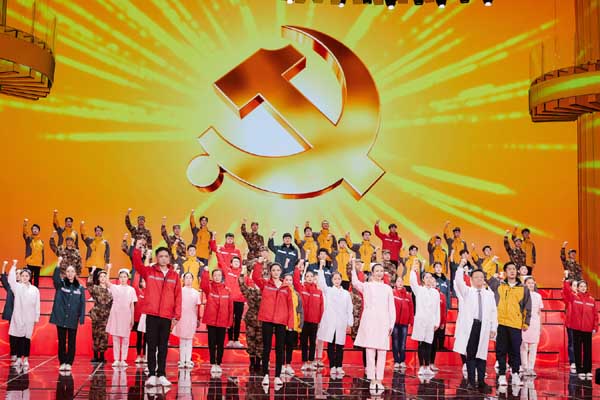 王鸥助阵央视“五一”特别节目 向所有劳动者致敬